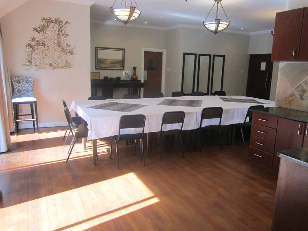 פורט אליזבת' Ibhayi Guest Lodge - Lion Roars Hotels & Lodges. מראה חיצוני תמונה